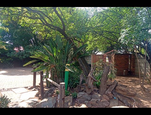 3 BEDROOM HOUSE FOR SALE IN SELCOURT